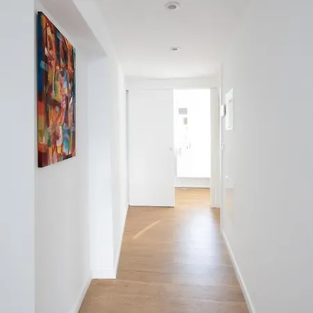 Alojamento de Acomodação e Pequeno-almoço Echo Homespaces Marquês Sesimbra