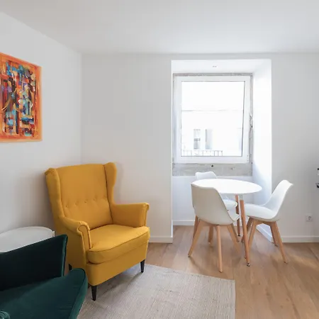 Alojamento de Acomodação e Pequeno-almoço Echo Homespaces Marquês 3*