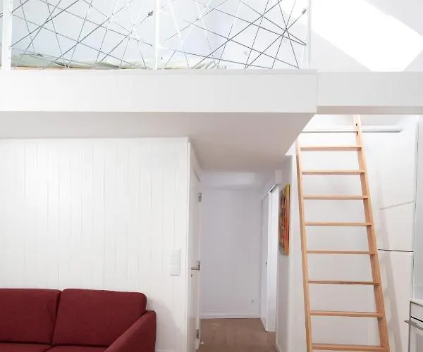 Echo Homespaces Marquês Alojamento de Acomodação e Pequeno-almoço 3*