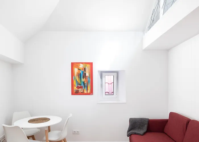 Echo Homespaces Marquês Alojamento de Acomodação e Pequeno-almoço 3*